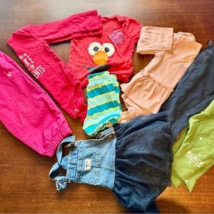 BOY/ GIRL CLOTHING LOT 12-24 month/ 4 BOTTOMS, 3 TOPS, 1 DRESS